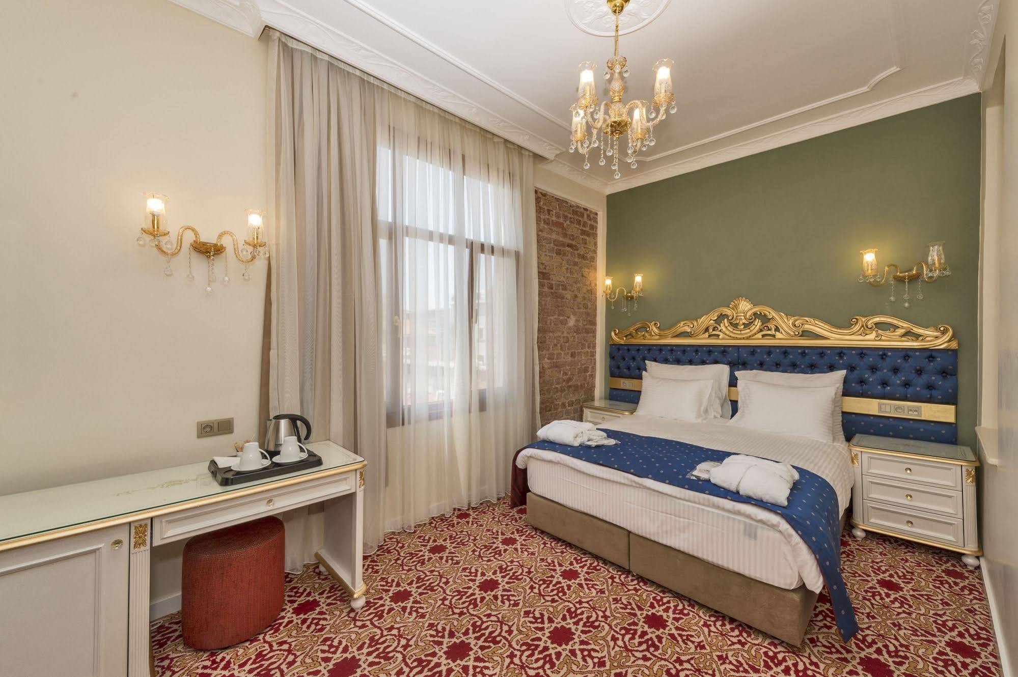 By Murat Crown Hotel Taksim Estambul Exterior foto