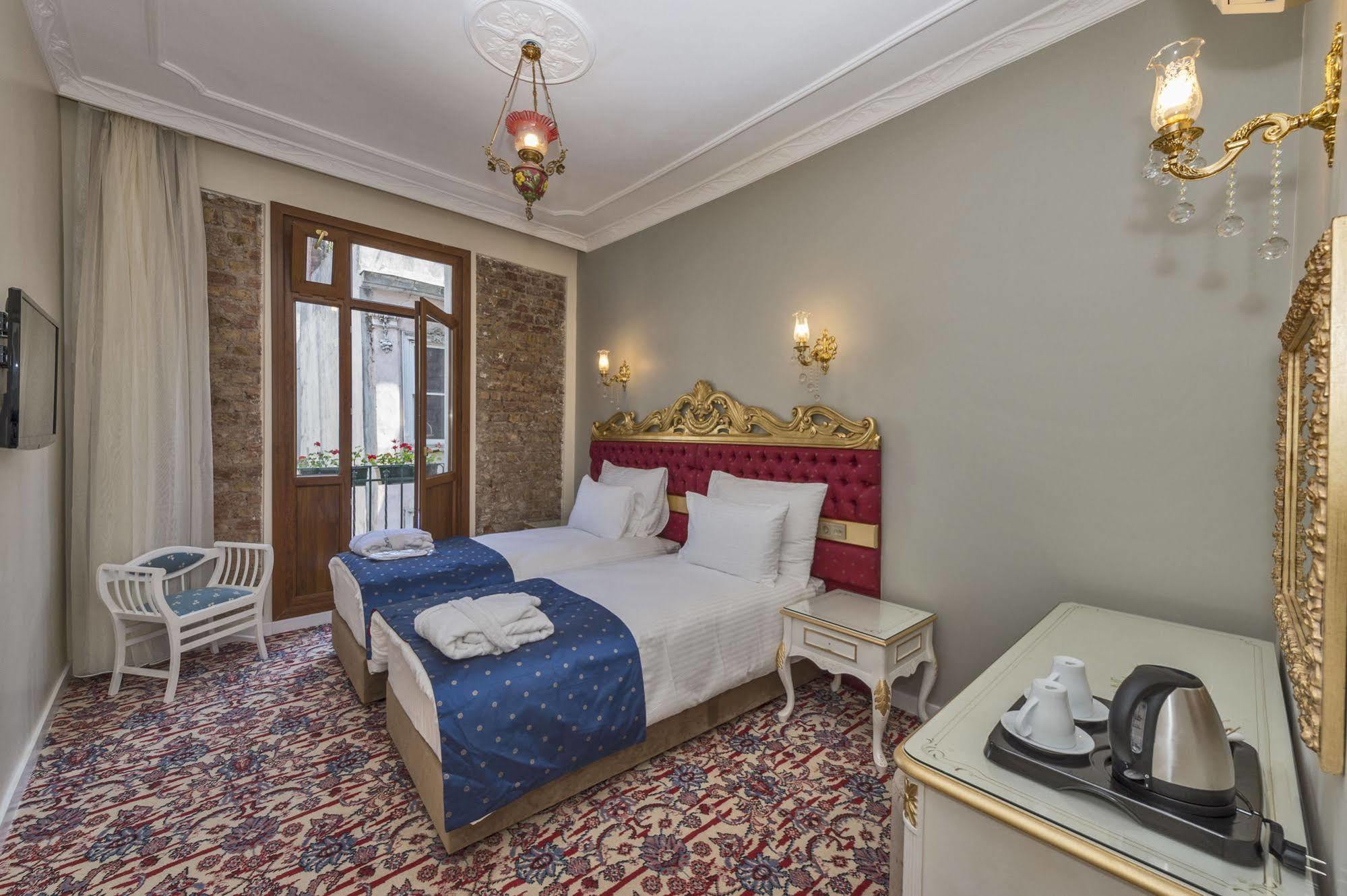 By Murat Crown Hotel Taksim Estambul Exterior foto